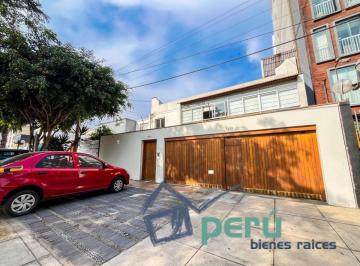 Casa de 4 habitaciones, Lima · Av La Paz