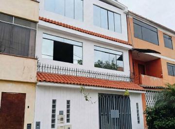 Departamento de 3 habitaciones, Lima · Se Vende Departamento en Villa El Salvador