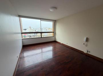 Departamento · 130m² · 4 Dormitorios · 1 Estacionamiento · Alquiler de Departamento en Miraflores