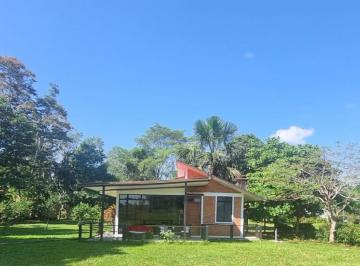 Casa de campo de 3 habitaciones Alquiler S/ 2,000 · Casa de Campo en Pucallpa