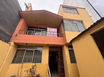 Casa · 200m² · 3 Dormitorios · 1 Estacionamiento · Casa Para Oficina o Local Comercial en El Boulevard Precursores Maranga