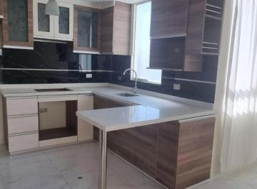 Departamento de 5 habitaciones, Arequipa · Oportunidad! 2 Departamentos Frente a Parque, con Terraza. Ubicados en Challapampa en Zona Exclusiva