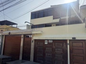 Departamento de 3 habitaciones, Lima · Departamento de 130 m² con 3 Dorm. en Alquiler en San Miguel