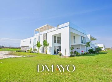 Casa · 660m² · 4 Dormitorios · 3 Estacionamientos · Venta de Casa 660 m² en Condominio La Jolla - Asia