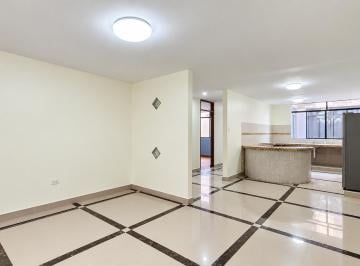 Departamento de 4 habitaciones,  · Dpto. en 3er Piso · 121.90 m² · El Bosque, Trujillo