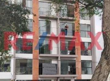 Departamento · 130m² · 3 Dormitorios · 1 Estacionamiento · Se Vende Duplex de Estreno en Vista Alegre - Surco