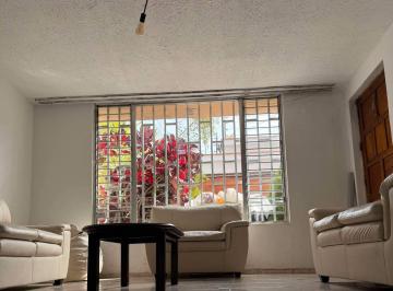 Casa en Venta de 3 habitaciones San Miguel · Casa en San Miguel