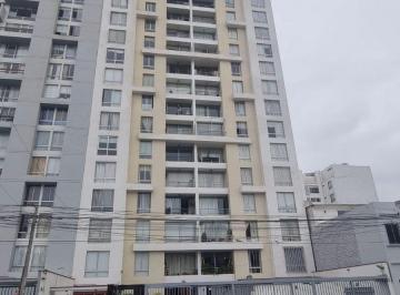 Departamento de 3 habitaciones, Lima · Alquilo Departamento con Cochera en Alberto Alexander Cuadra 22