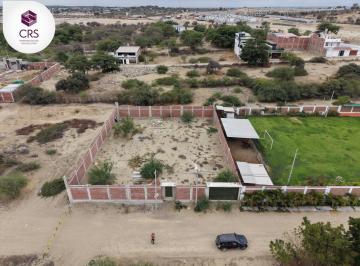 Terreno / Lote · 993m² · Venta de Terreno Cercado en Urbanización San Carlos