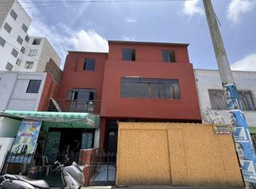Casa de 6 habitaciones, Lima · Casa Como Terreno Cz (Comercio Zonal)