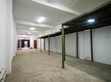 Local comercial · 103m² · Local Ideal Para Almacen en Venta
