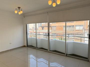 Departamento · 50m² · 1 Dormitorio · Alquiler Departamento Av Petit Thouars con Vista Externa