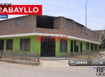 Casa · 450m² · 10 Dormitorios · 1 Estacionamiento · Casa Esquinera en Venta con Potencial Comercial 236 m² Ideal Negocio o Multifamiliar