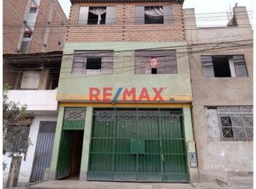 Casa de 6 habitaciones, Lima · Venta de Casa de 2 Pisos + Azotea de 120 m² en Santa Anita