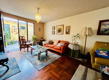 Departamento · 176m² · 3 Dormitorios · 1 Estacionamiento · Venta Departamento 238 m² en 1er Piso con Amplia Terraza, Alt Av Benavides con Av Higuereta Surco