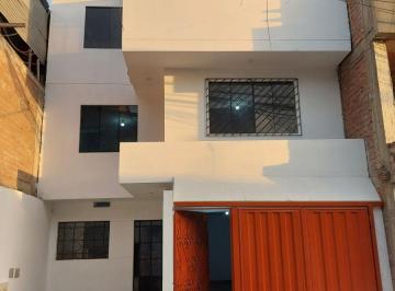 Casa de 5 habitaciones, Lima · Se Vende Casa en Villa El Salvador 3 Pisos