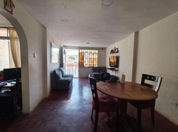 Departamento de 3 habitaciones, Chiclayo · Departamento de 89 m² en 2° Piso + Cochera y Aires en Urb. Magisterial
