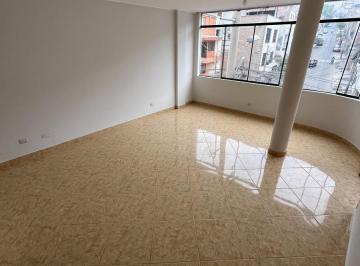 Departamento · 150m² · 4 Dormitorios · Alquilo Dpto. - Calle Cooperativa de Los Constructores.