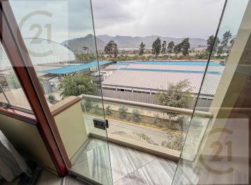 Departamento · 107m² · 3 Dormitorios · Venta de Amplio Departamento en Ate