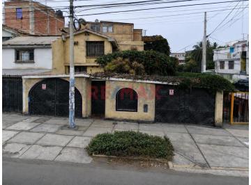Casa · 180m² · Casa en Chorrillos