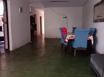 Casa · 230m² · 6 Dormitorios · Casa en Santa Anita