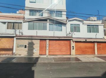 Departamento · 110m² · 3 Dormitorios · Departamento en Alquiler en Primer Piso en San Miguel (Lima)