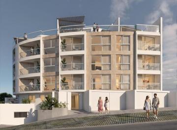 Departamento · 184m² · 2 Estacionamientos · Vendo Duplex de 184 m² con Cochera Lineal