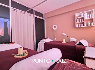 Local comercial · 50m² · Local y Negocio Incluido en Venta Traspaso