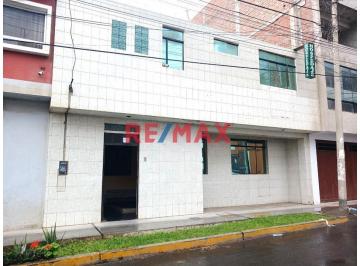 Local comercial · 336m² · Propiedad en Venta con Alto Potencial – Ideal Para Hospedaje, Clínica U Oficinas en Trujillo
