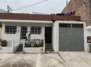 Casa de 6 habitaciones, Lima · Se Vende Casa en Chaclacayo Muy Buena Ubicacion