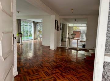 Casa de 5 habitaciones, Lima · Constructor Inversionista Venta Casa Como Terreno de 2 Pisos Corpac