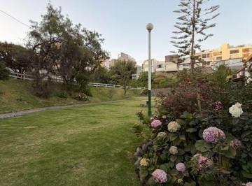 Casa de 5 habitaciones, Arequipa · Casa con Extensa Àrea Verde en Alquiler + 2 Cocheras - Cayma Baja