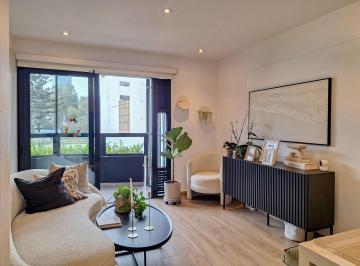 Departamento · 100m² · 2 Dormitorios · 2 Estacionamientos · San Isidro: Alq. Dúplex - 2 Habitaciones + Estacionamiento
