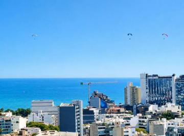 Departamento de 2 habitaciones, Lima · Alquiler Dpto. 2 Dorm., Vista Panorámica Hacia El Mar — Us$850