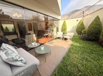 Departamento · 146m² · 3 Dormitorios · 2 Estacionamientos · Exclusivo Dúplex en Venta en Monterrico – Frente a La Upc