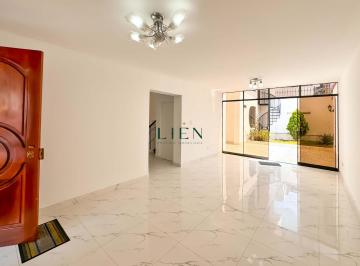 Departamento · 155m² · 5 Dormitorios · 1 Estacionamiento · Duplex Remodelado con Patio Interno 1er y 2do Piso