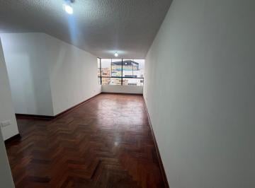 Departamento · 62m² · 3 Dormitorios · 1 Estacionamiento · Venta Departamento Jr Guayabas - Cerca a La Av Tomas Valle - Los Olivos 3 Dorm 1 Baño 1 Cochera