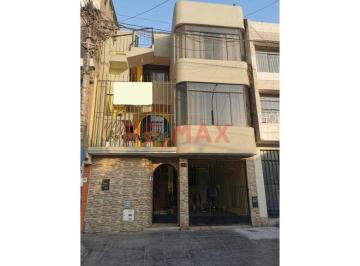 Casa de 9 habitaciones, Lima · Invierte y Genera Ingresos! Casa de 4 Pisos en Vipol San Diego – San Martín de Porres