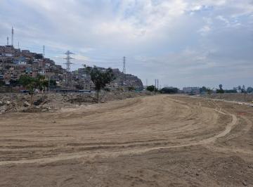 Terreno / Lote , Lima · Oportunidad Inmobiliaria: 35,895 m² en Puente Piedra