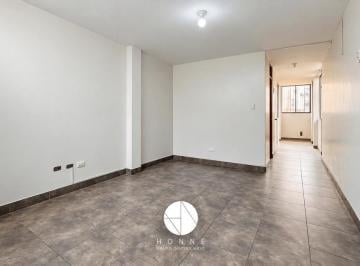 Departamento · 52m² · 2 Dormitorios · Departamento en Los Olivos