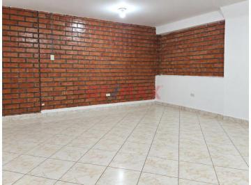 Local comercial , Cusco · ¡Local Comercial en Venta en Urb. Quispicanchis – Cusco!