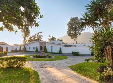 Terreno / Lote · 700m² · 7 Dormitorios · 10 Estacionamientos · Vendo Propiedad de 4,491 m² - Urb. La Planicie 1era Etapa - La Molina