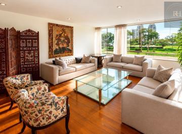 Departamento · 303m² · 4 Dormitorios · Departamento Frente a Golf