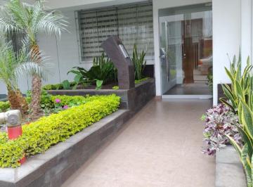 Departamento de 2 habitaciones, Lima · Alquiler de Departamento en La Calera con Cochera
