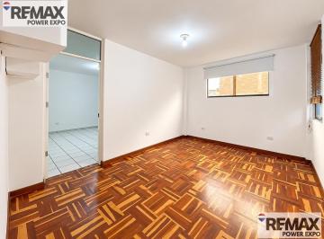 Oficina comercial · 85m² · 2 Dormitorios · Alq Oficina/dpto 2do Piso 85 m² 2d 2b Los Cedros Chorrillos - S/ 2,000