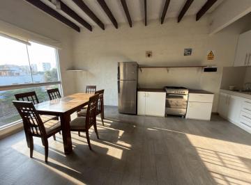 Casa · 302m² · 5 Dormitorios · 2 Estacionamientos · Alquiler - Casa 5 Dorm. - Miraflores (Vivienda o Oficina)