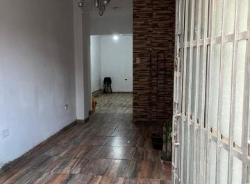 Casa de 3 habitaciones, Lima · Venta de Casa Vmt - Mercado San Francisco
