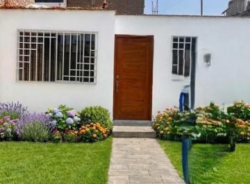 Casa · 60m² · Casa a La Venta en Lurín