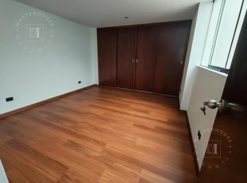 Oficina comercial · 110m² · 2 Dormitorios · 1 Estacionamiento · Amplio Departamento/oficina en Las Gardenias