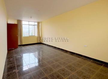 Departamento · 136m² · 3 Dormitorios · Departamento en Alquiler en Segundo Piso en Casa. Urb. Pando, Lima Cercado. Entrada Independiente
